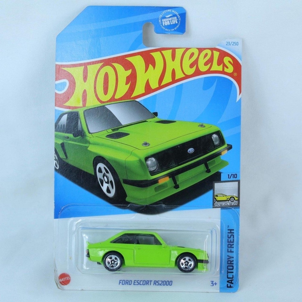 Hot Wheels Green Ford Escort RS2000 Toy Car - NEW